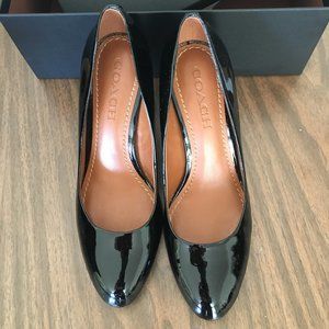 Coach black patent leather size 7.5 B shoes